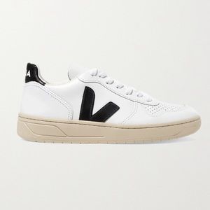 Veja V-10 Size 39